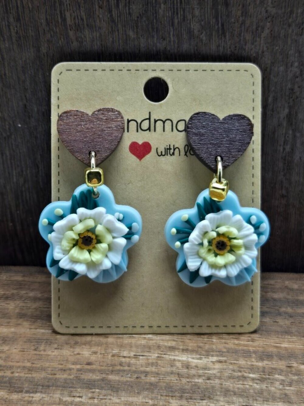 NWT Floral White Yellow Polymer Clay Earrings Pierced Wood Gold Accent Bead OOAK